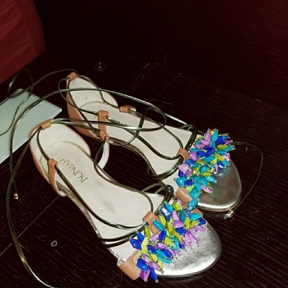 Sandals - Picture 2 of 3